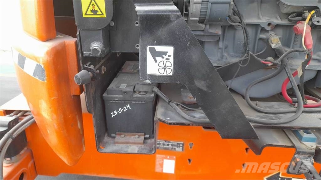 JLG 450AJSII Piattaforme a braccio articolato