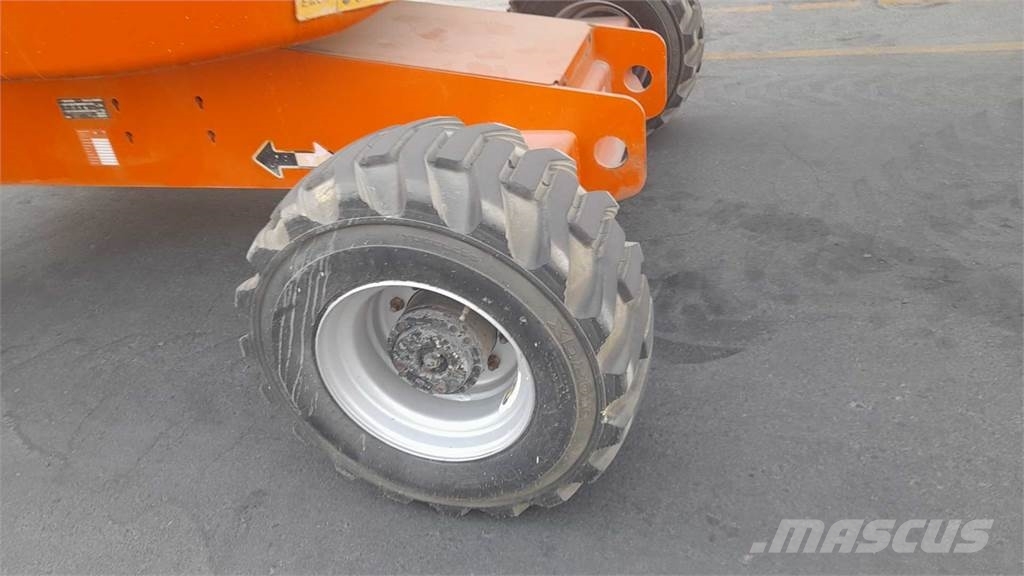 JLG 450AJSII Piattaforme a braccio articolato