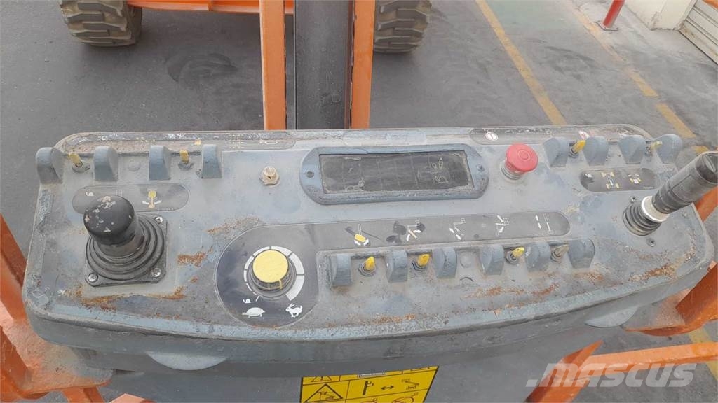 JLG 450AJSII Piattaforme a braccio articolato