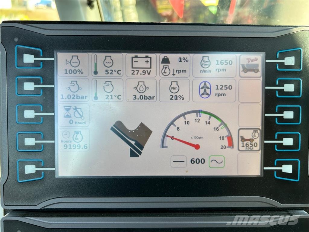 Vredo VT 7028 / ZBV 32000V معدات توزيع السماد العضوي