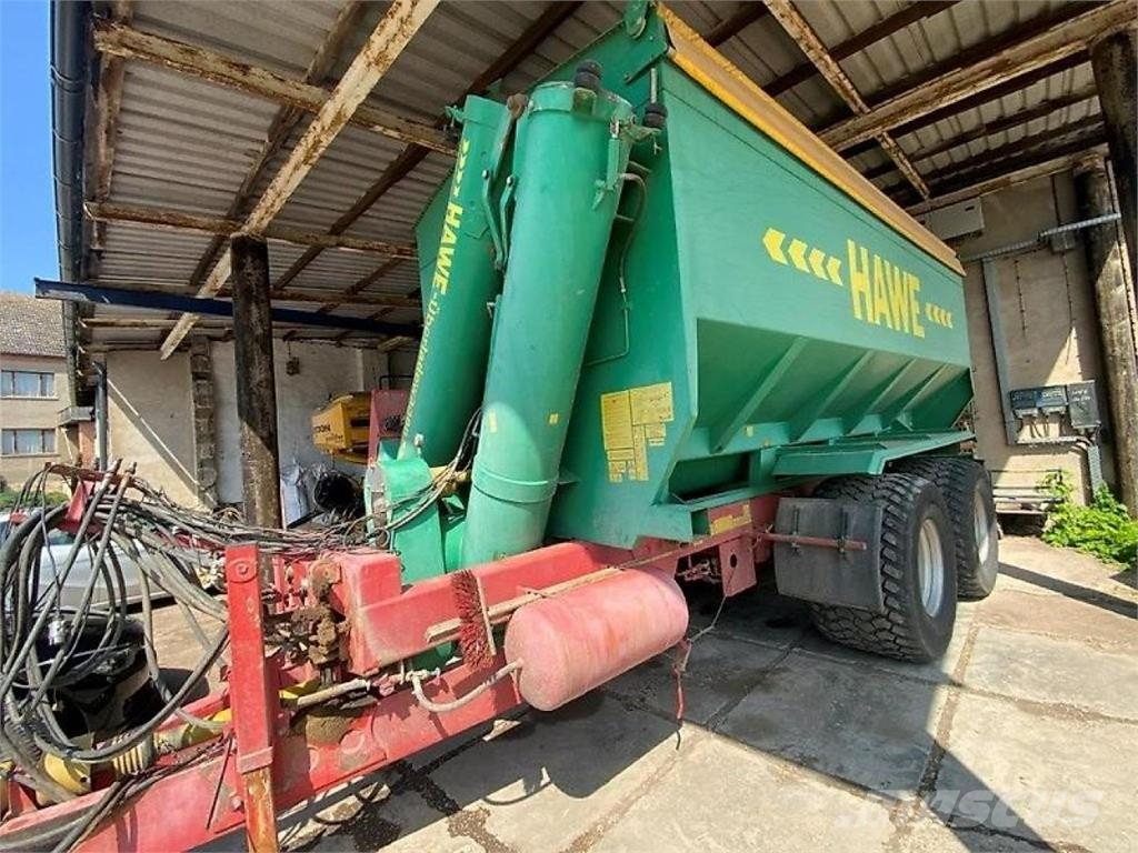Hawe ULW 2500 mit Häckselaufbau Reboques de grãos e silagem