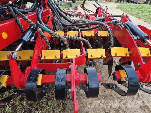 Väderstad Spirit ST400C Mechanické sejačky