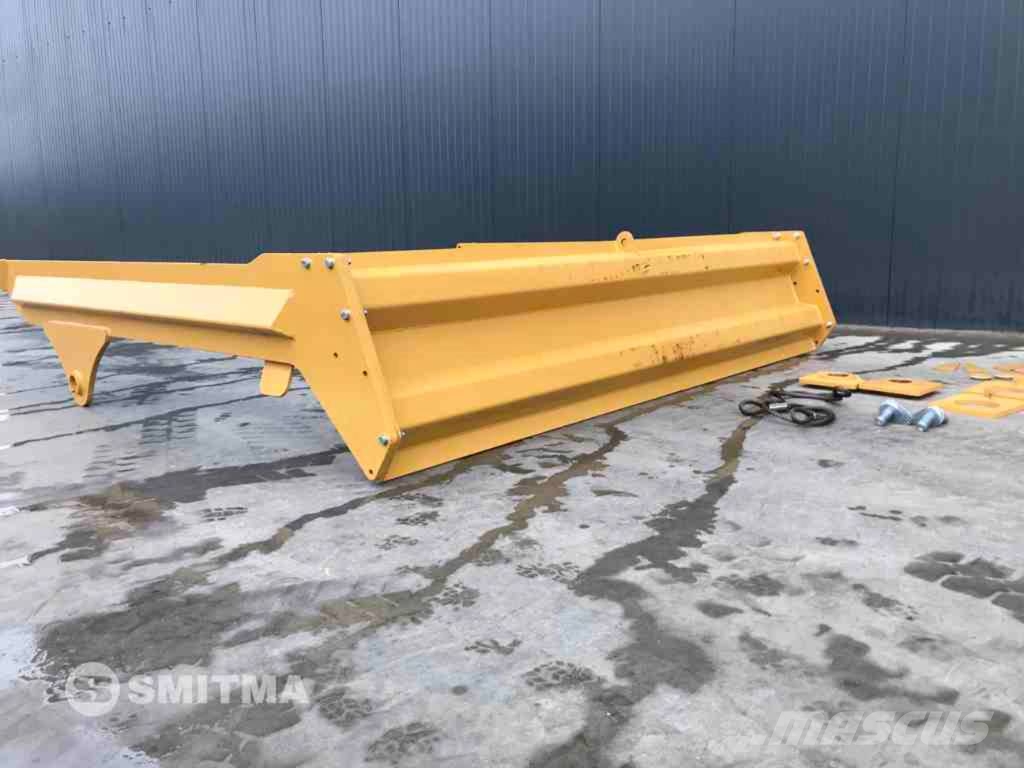 Volvo A35G Puertas traseras