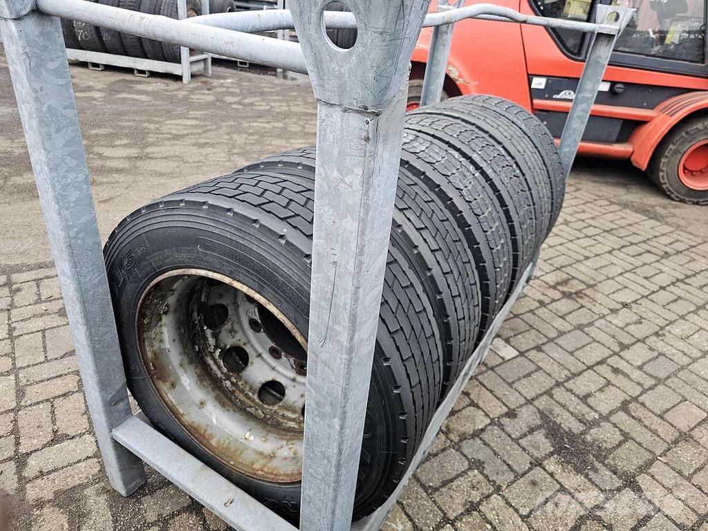 Goodyear TRUCK TIRE Llantas