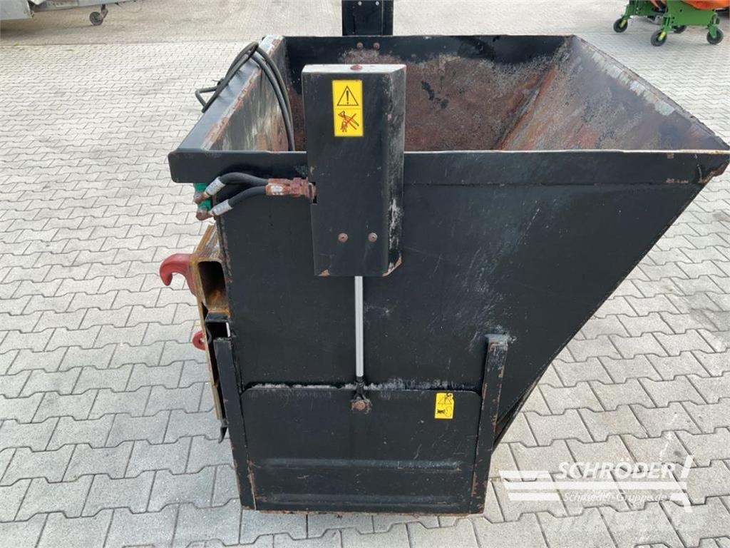 Schäffer FUTTERDOSIERGERÄT 1,20 M | EURO AUFNAHME Silo's