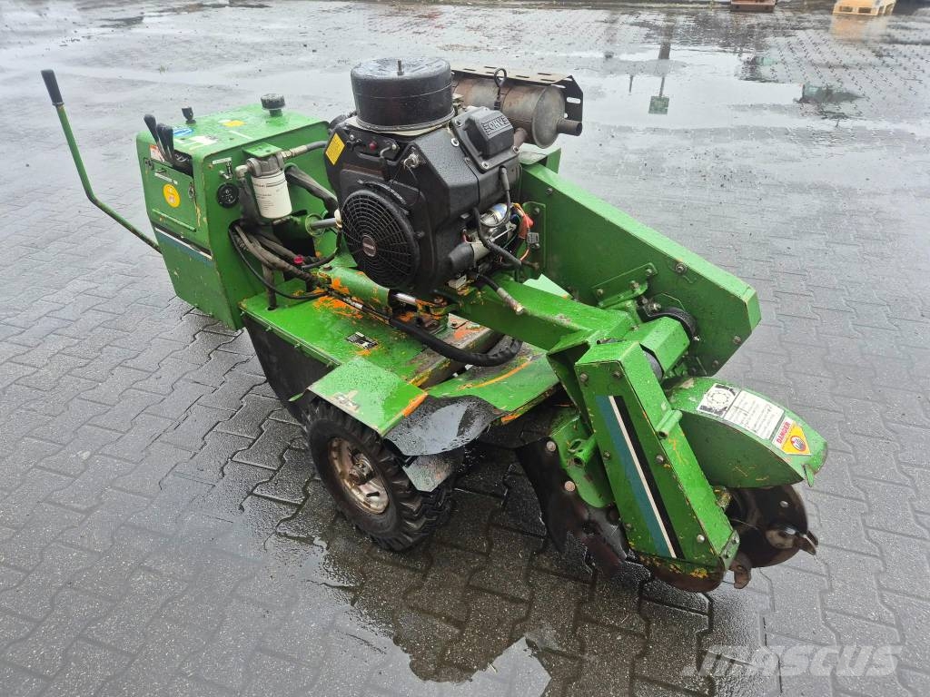 Vermeer SC 222 スタンプグラインダー