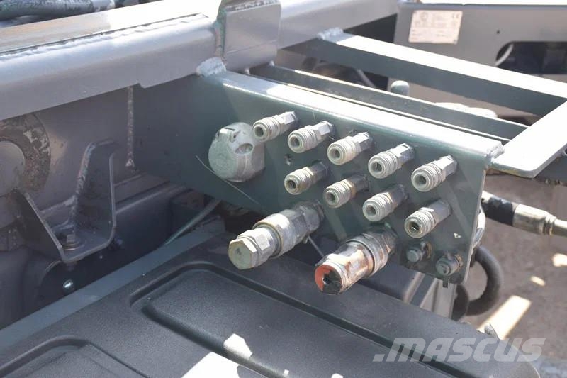 Volvo FL 240 Hooklift 14 T. شاحنات الرافعات الخطافية