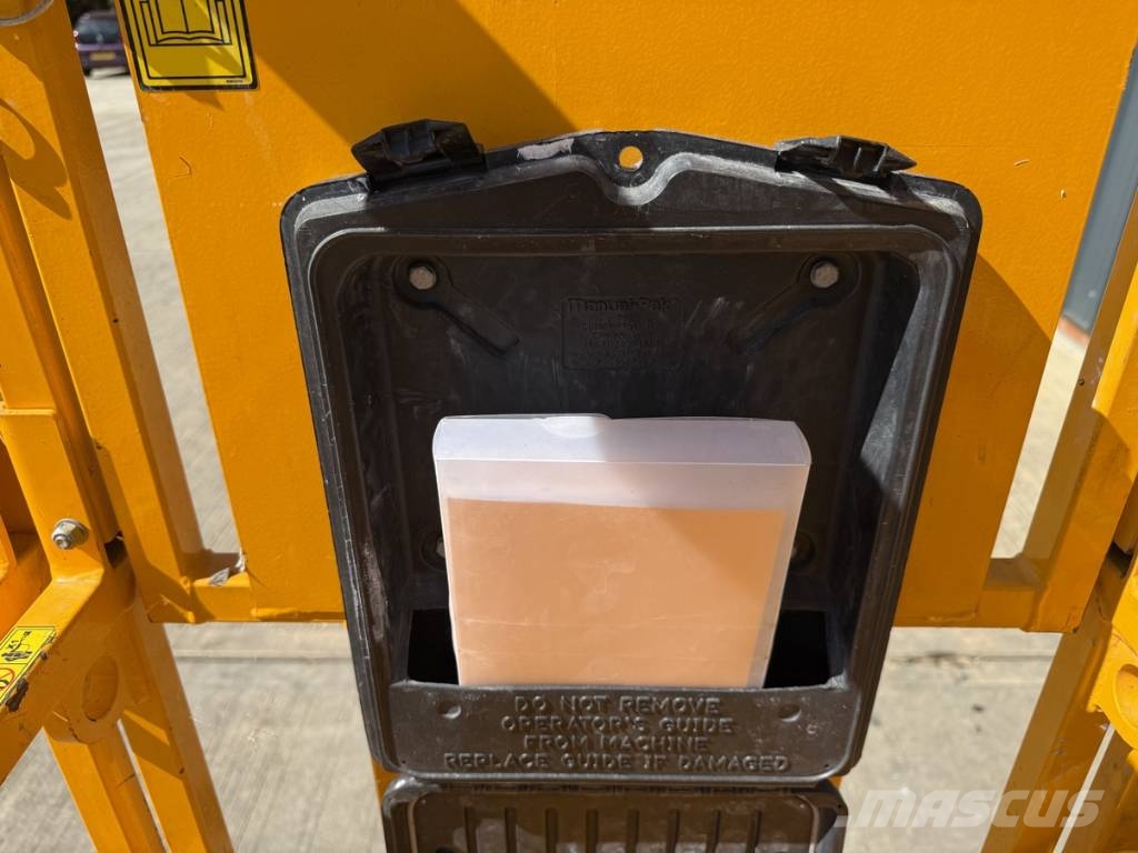 JCB S 1930 E Škarjaste dvižne ploščadi