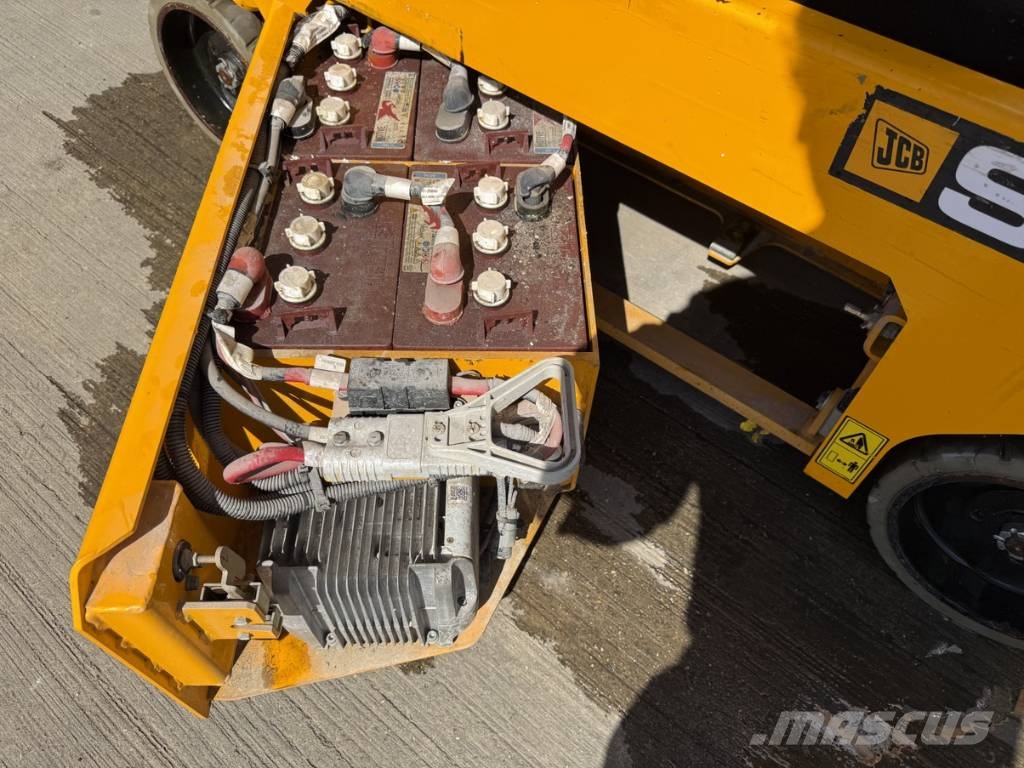 JCB S 1930 E Škarjaste dvižne ploščadi