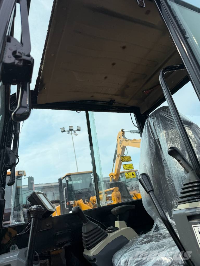 CAT 305.5E2 3000 units excavators in stock Міні-екскаватори < 7т
