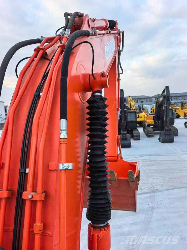 Hitachi ZX 210 LC Bageri gusjeničari
