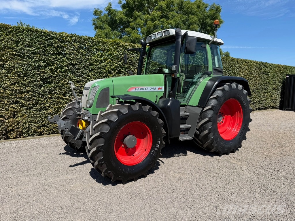 Fendt 712 Vario TMS Tractores