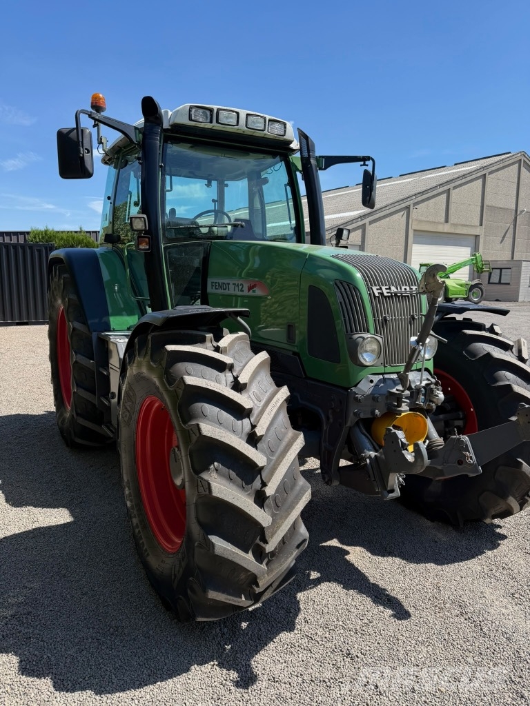 Fendt 712 Vario TMS Tractores
