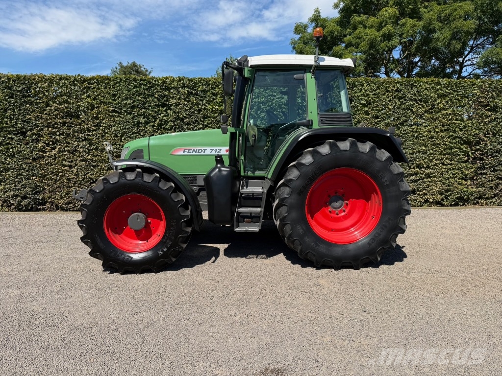 Fendt 712 Vario TMS Tractores