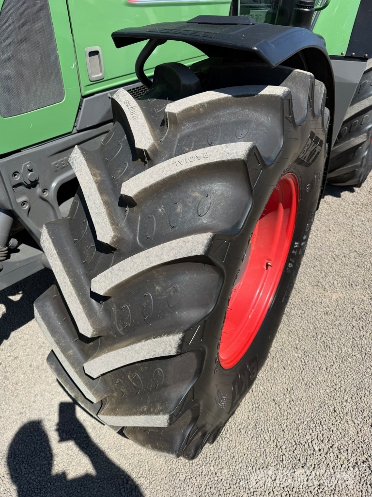 Fendt 712 Vario TMS Tractores