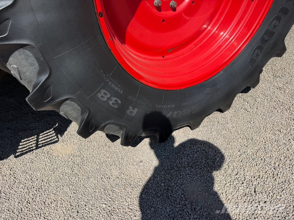 Fendt 712 Vario TMS Tractores