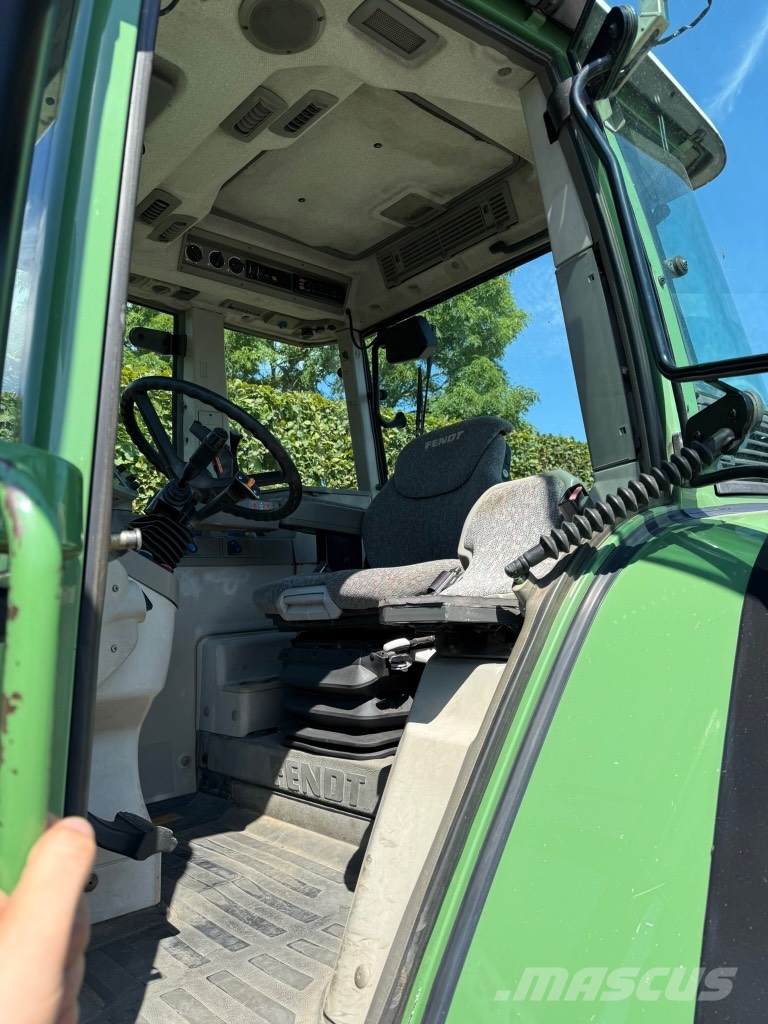 Fendt 712 Vario TMS Tractores