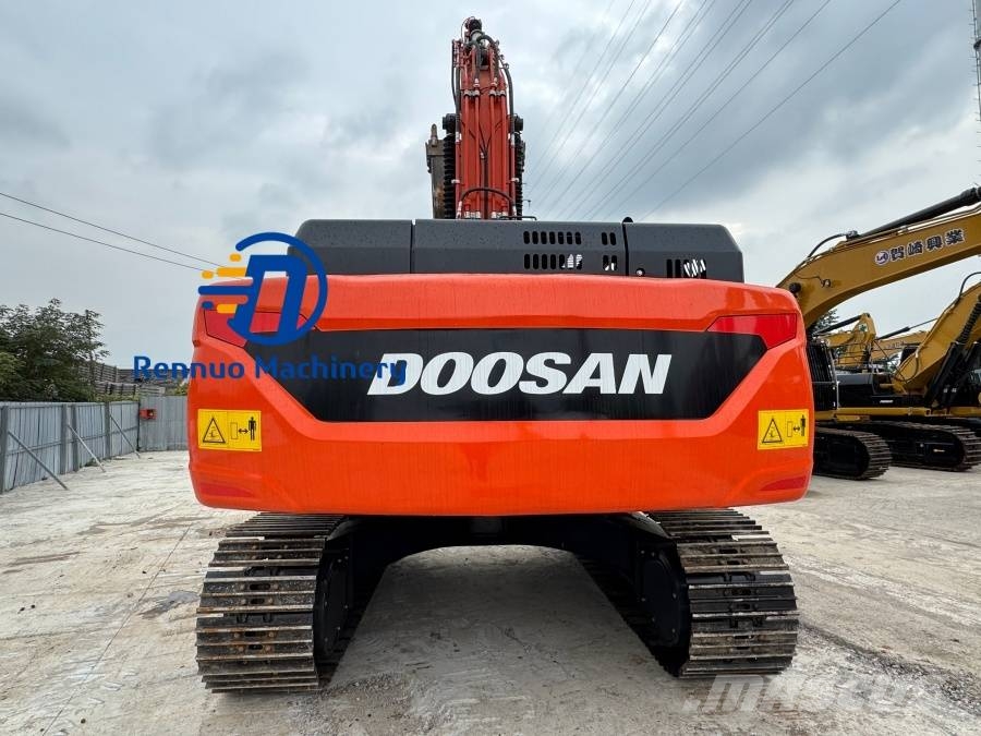 Doosan DX 340 حفارات زحافة