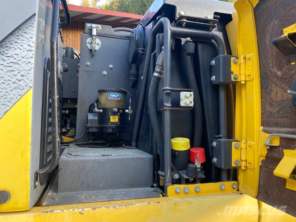 New Holland MH Plus Wielgraafmachines