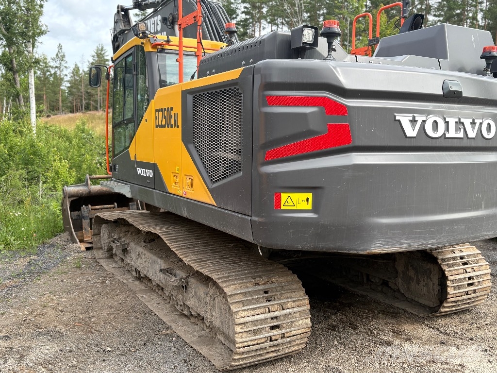 Volvo EC250ENL Bandgrävare