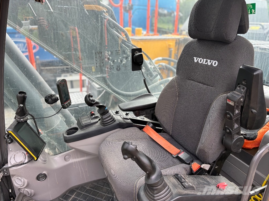 Volvo EC250ENL Bandgrävare