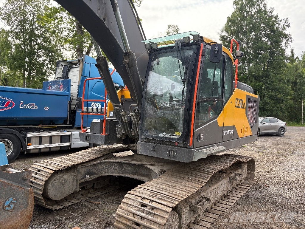 Volvo EC250ENL Bandgrävare