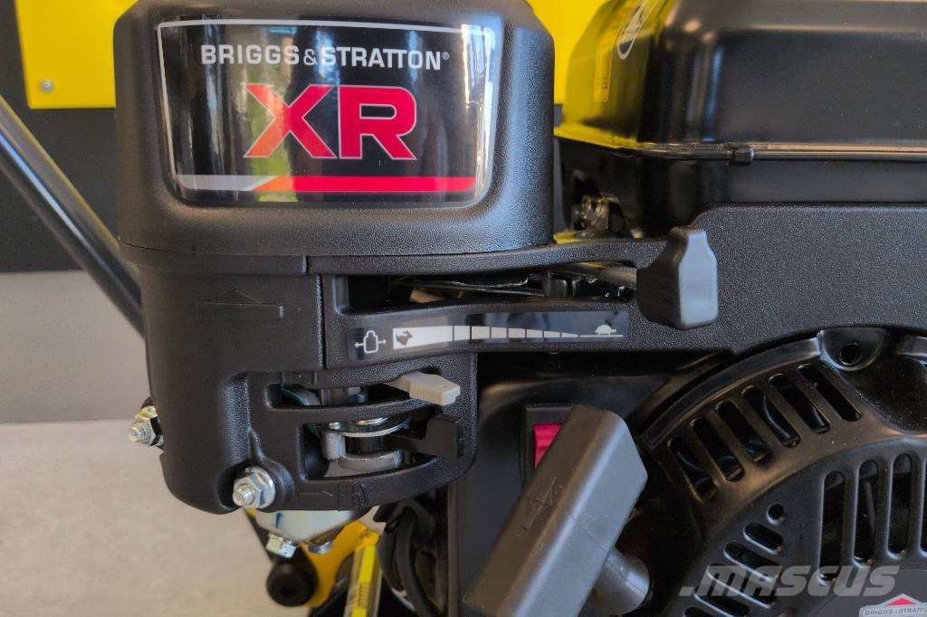 Bomag BP 10/30 Markvibrator Bensin دكاكات أفقية