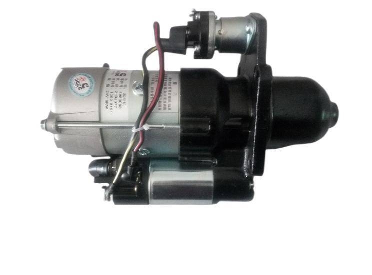 Cummins ISBe   Starter 4983068 Silniki