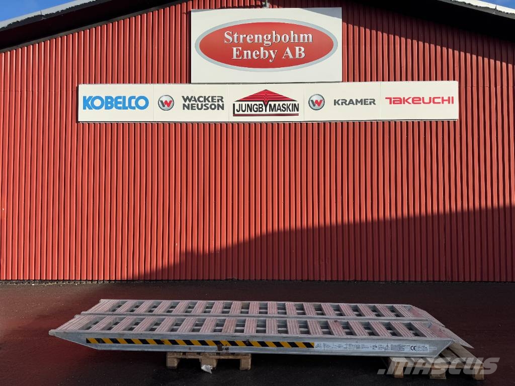 SE Equipment 8000kg lastramper Gradbeništvo - drugo