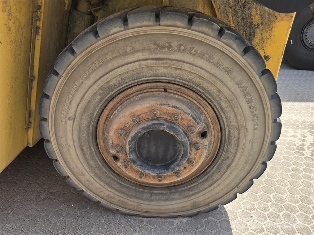 Hyster H22XM12-EC Stivuitoare de containere