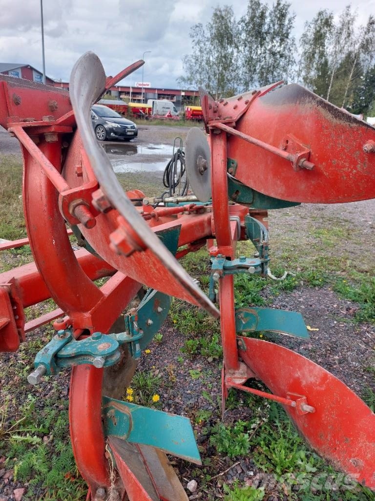 Kverneland PB 100 Wendepflüge