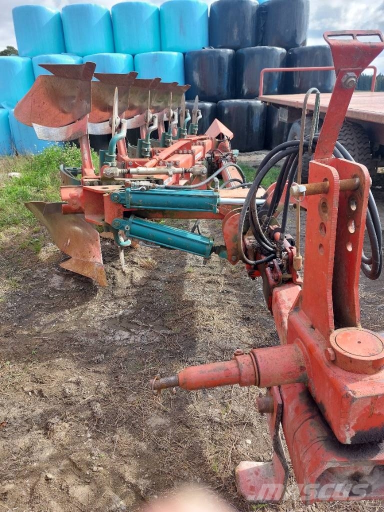 Kverneland PB 100 Wendepflüge