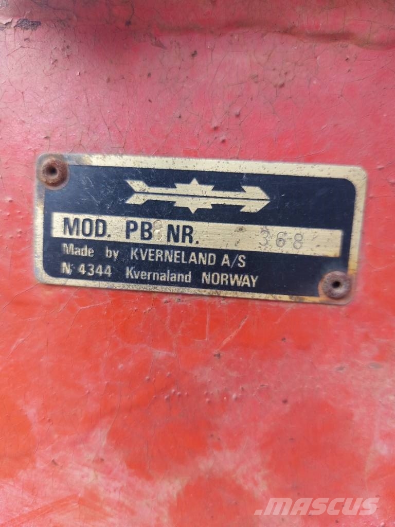 Kverneland PB 100 Wendepflüge