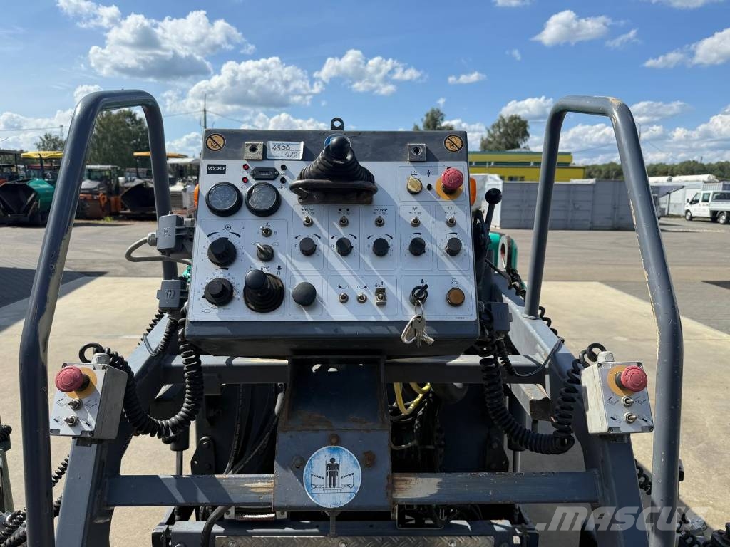 Vögele Super 800 Машини за асфалт