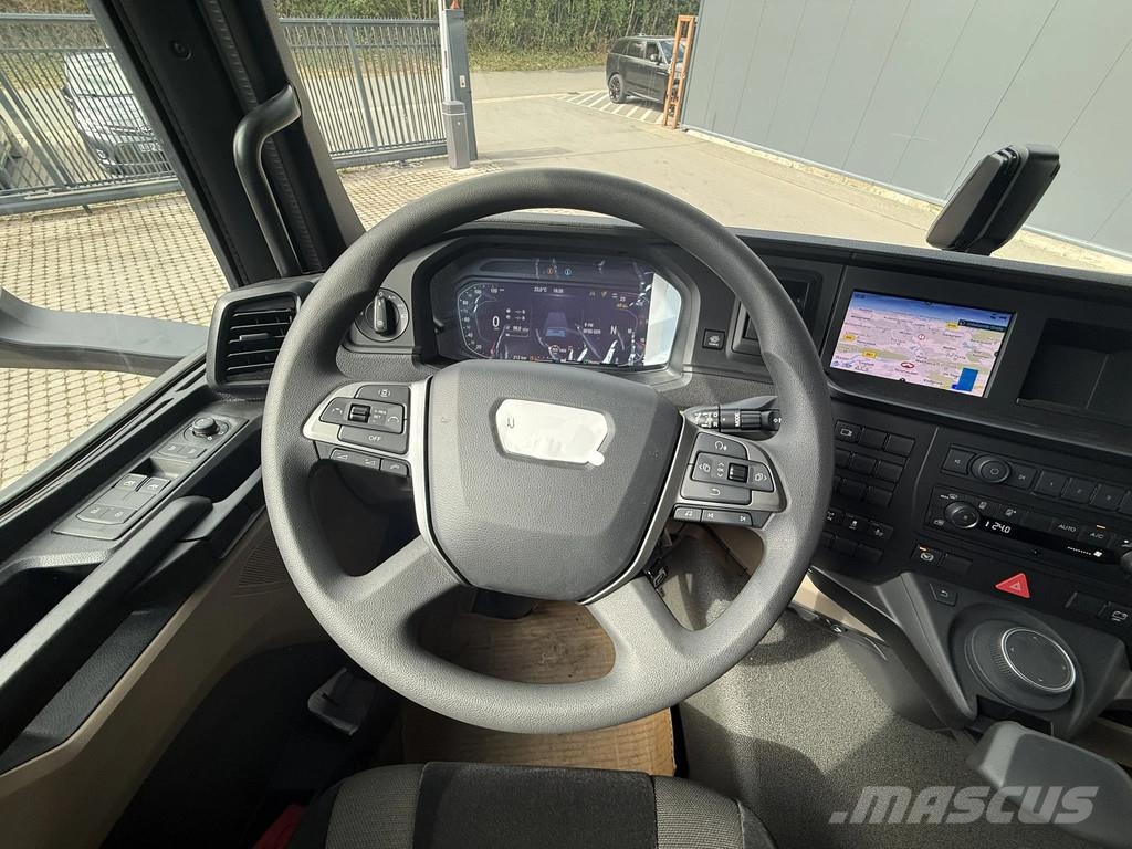 MAN TGS 35.520 TGS 35.520 8X2 Hiab EFFER 955-8s +Jib 6 All-Terrain-Krane