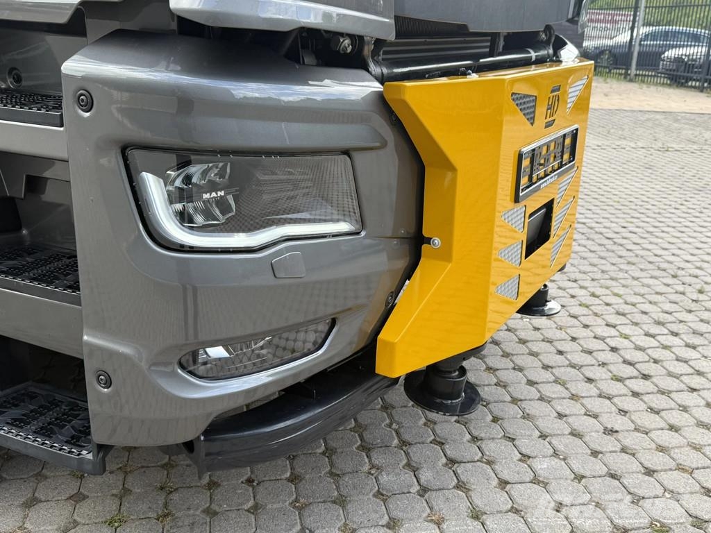 MAN TGS 35.520 TGS 35.520 8X2 Hiab EFFER 955-8s +Jib 6 All-Terrain-Krane