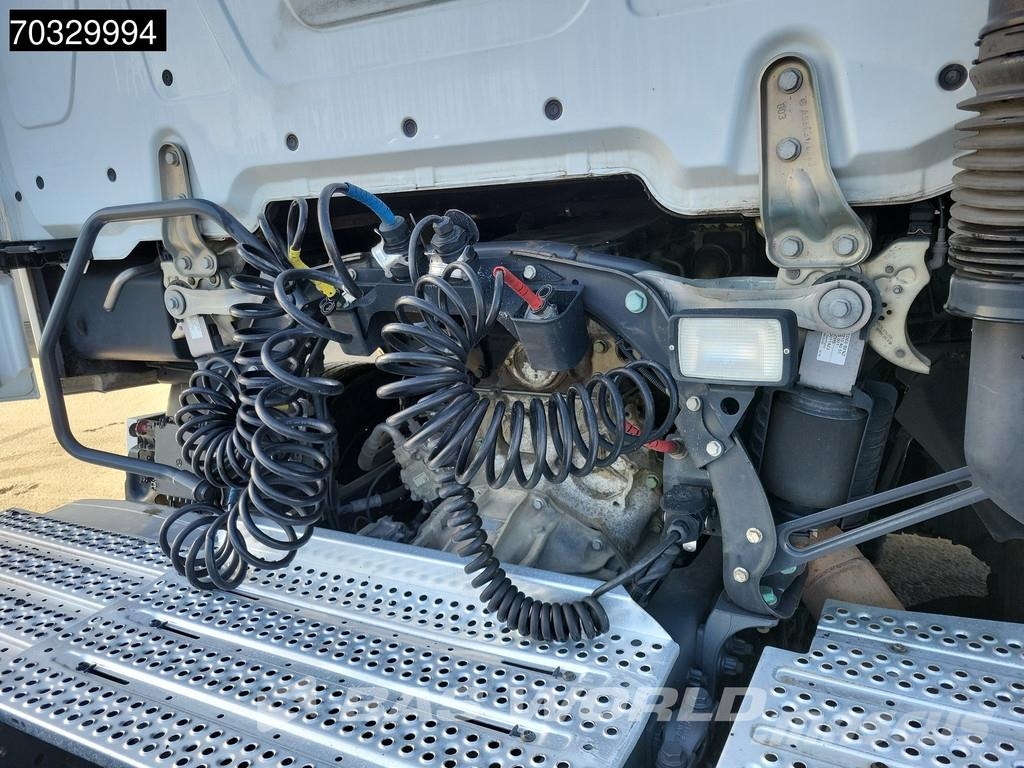 Mercedes-Benz Actros 1848 Actros 4X2 GigaSpace Mega 2xTanks Stan Tahače