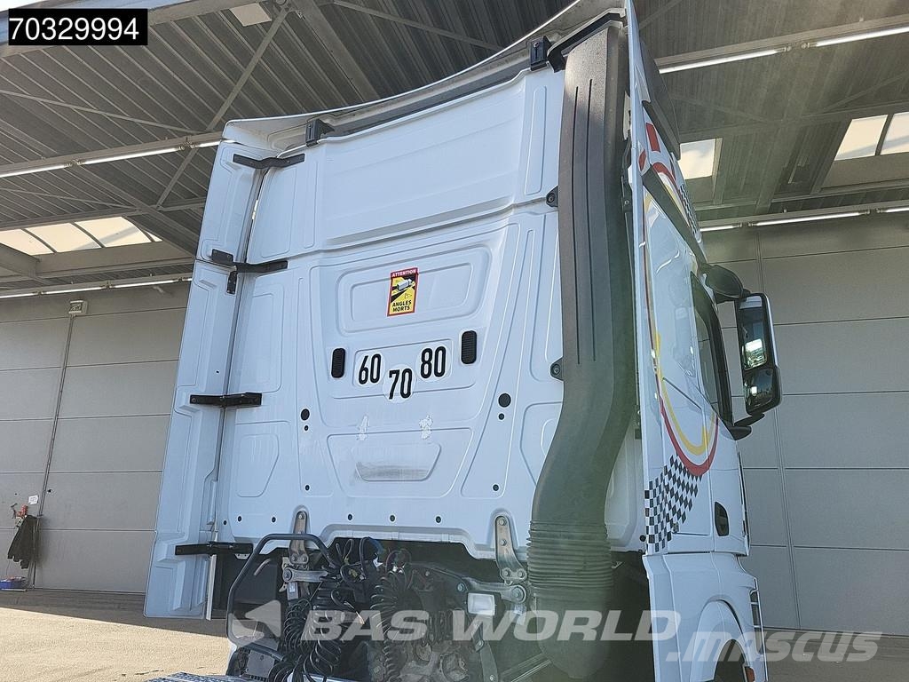 Mercedes-Benz Actros 1848 Actros 4X2 GigaSpace Mega 2xTanks Stan Tahače