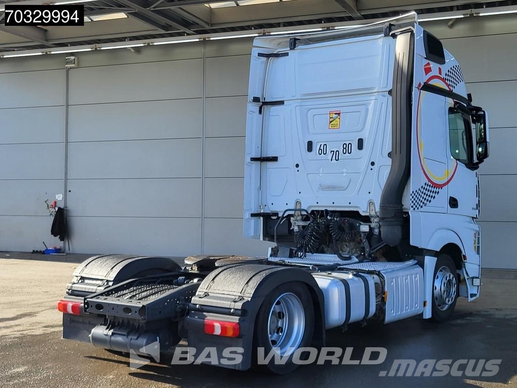 Mercedes-Benz Actros 1848 Actros 4X2 GigaSpace Mega 2xTanks Stan Tahače