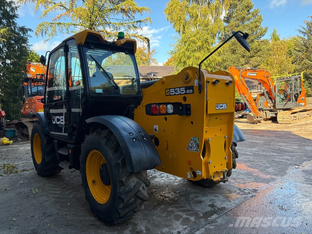 JCB 535-95 Teleskopiskie manipulatori