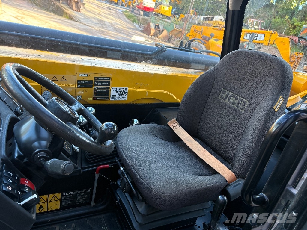 JCB 535-95 Teleskopiskie manipulatori