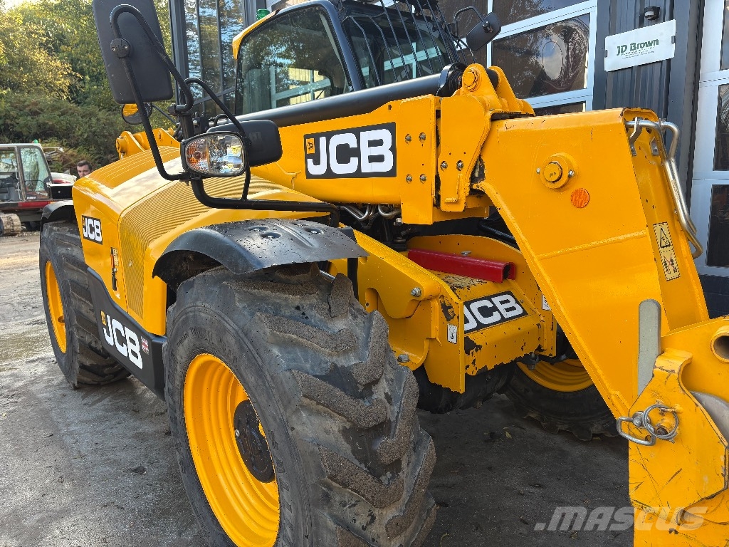 JCB 535-95 Teleskopiskie manipulatori
