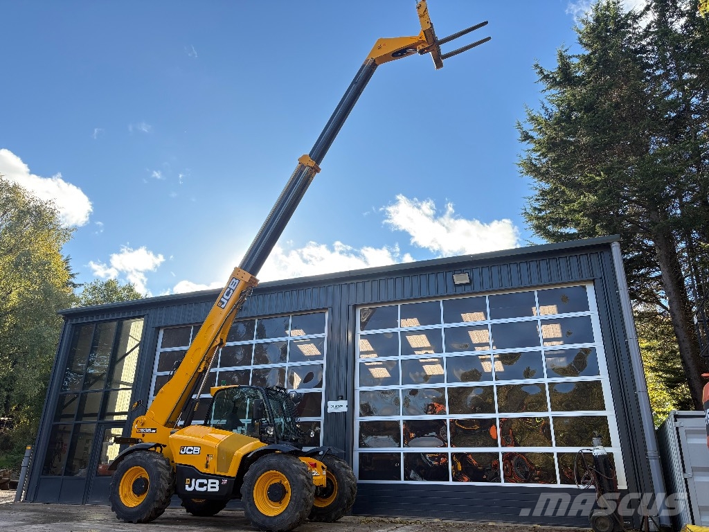 JCB 535-95 Teleskopiskie manipulatori