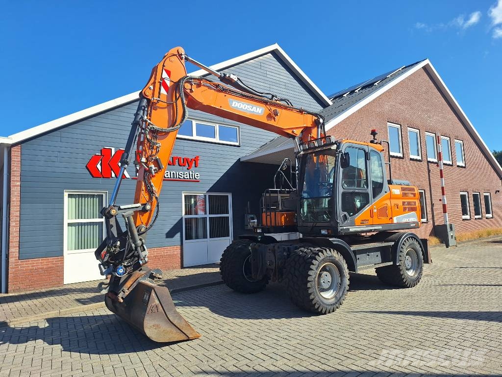Doosan DX160W-5 Колісні екскаватори
