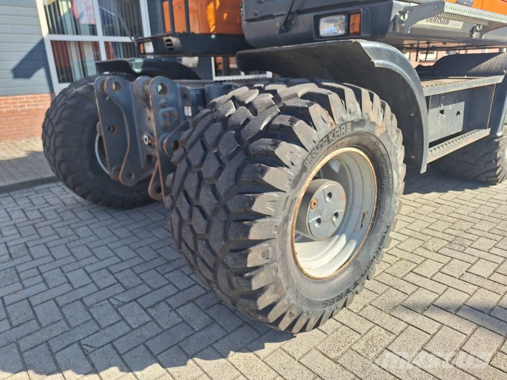 Doosan DX160W-5 Колісні екскаватори