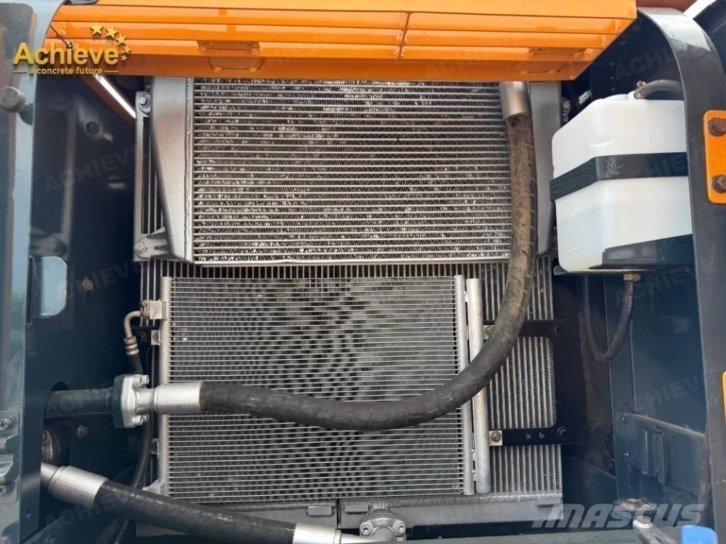 Hyundai 225LC-9S Raupenbagger