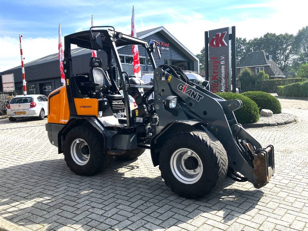 GiANT V4502 T Multifunktionslader