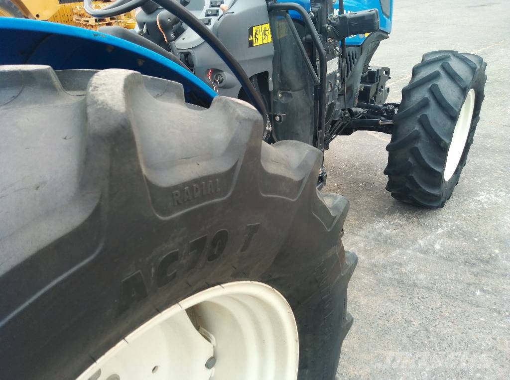 New Holland 4.90F Traktorji