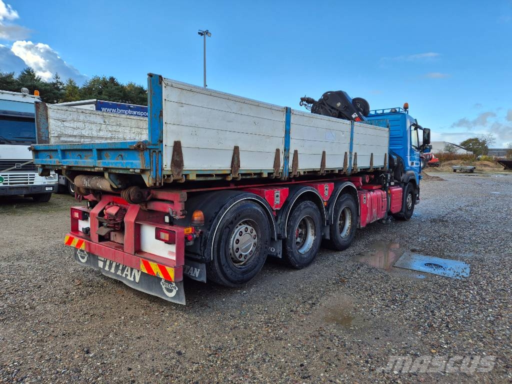Volvo FM 500 8x4/4 // HIAB 244 EP-5 HIPRO // 3 way tip Lastbil med kran