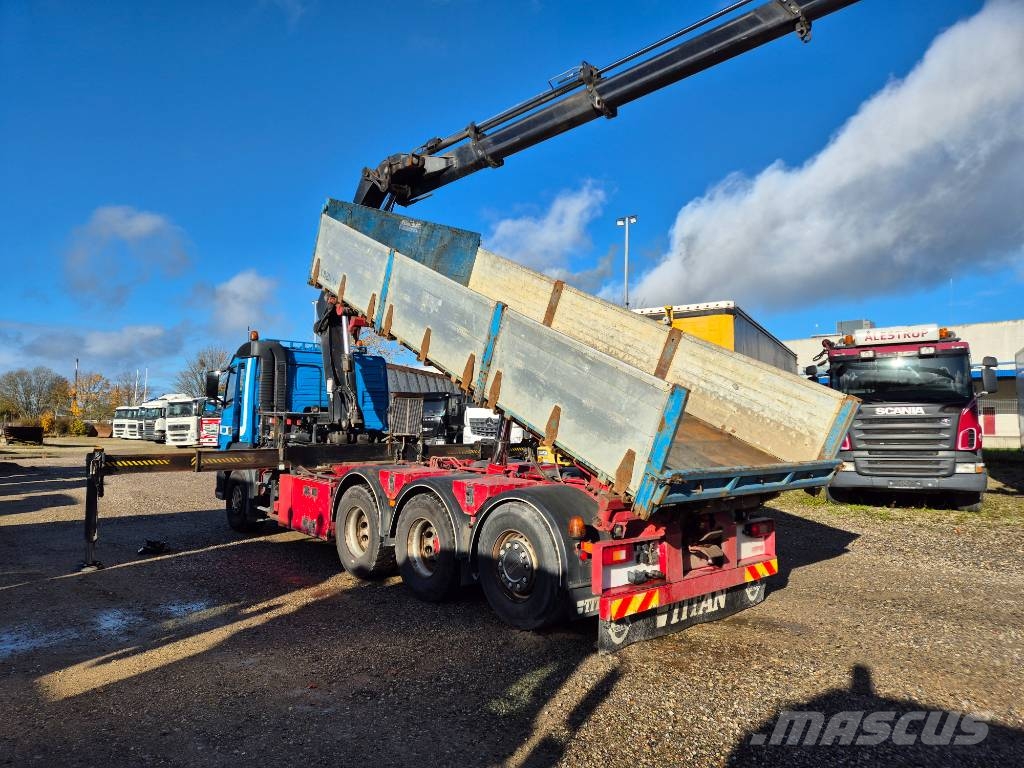Volvo FM 500 8x4/4 // HIAB 244 EP-5 HIPRO // 3 way tip Lastbil med kran